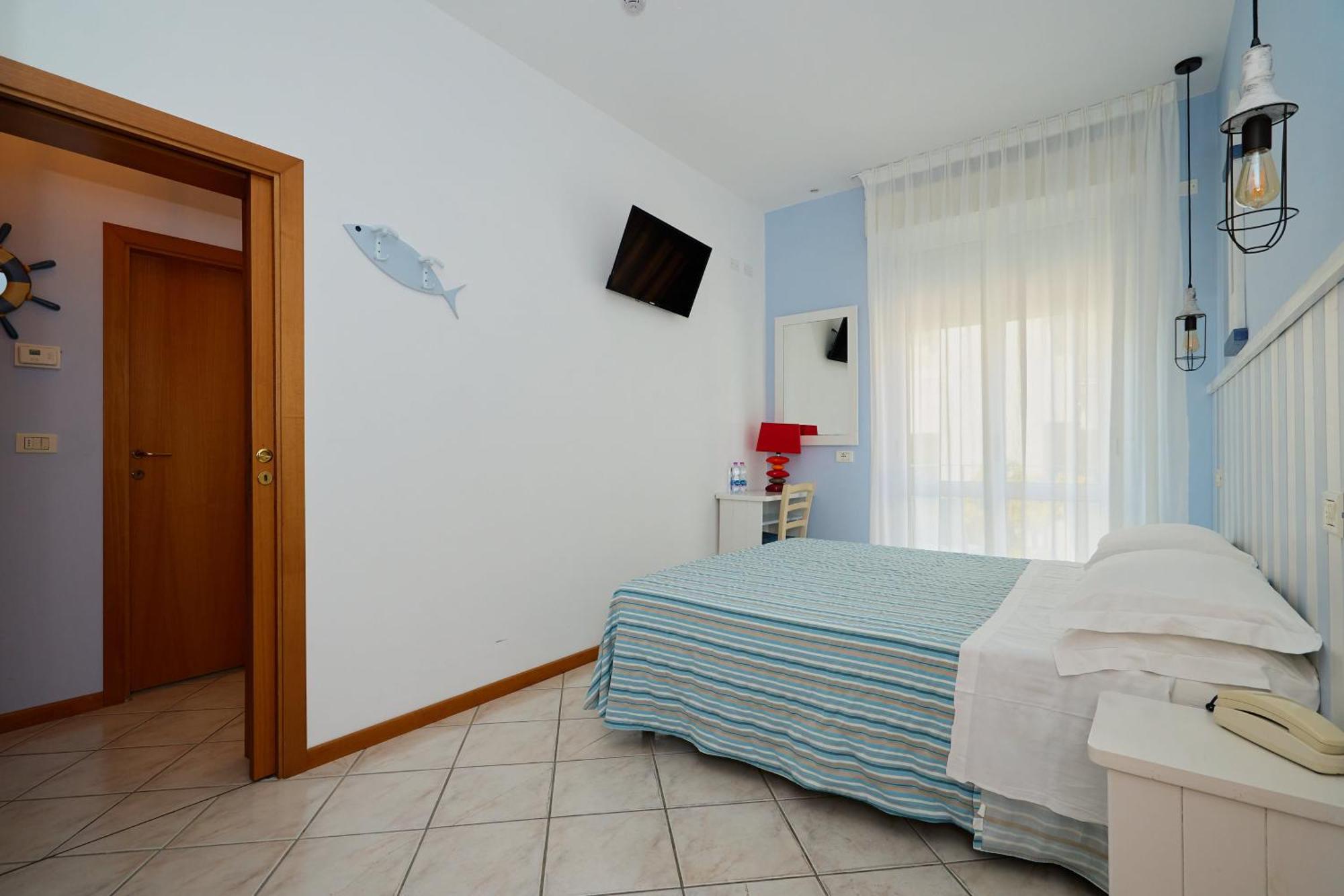 Hotel Acquario Rimini Bagian luar foto
